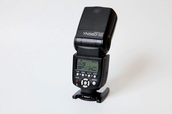 yn560III-rear-view